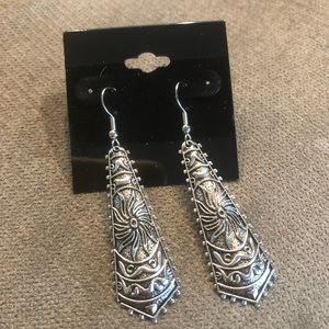 Silver tone hanging earrings